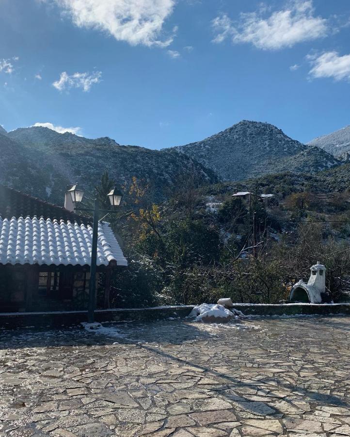 LílaiaMariolata Stone House别墅 外观 照片